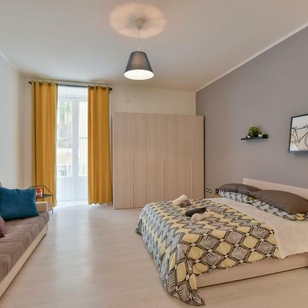 Tasso Apartment Salerno Bagian luar foto