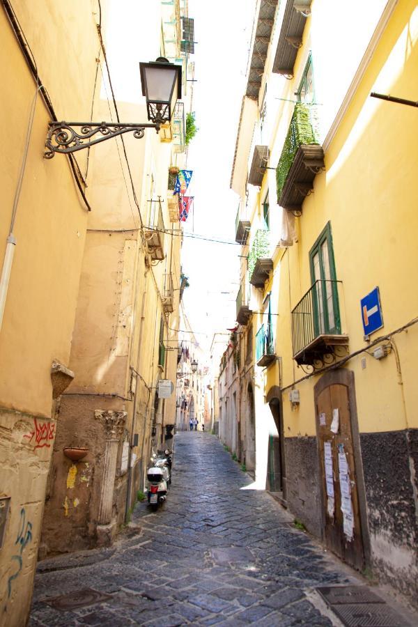 Tasso Apartment Salerno Bagian luar foto